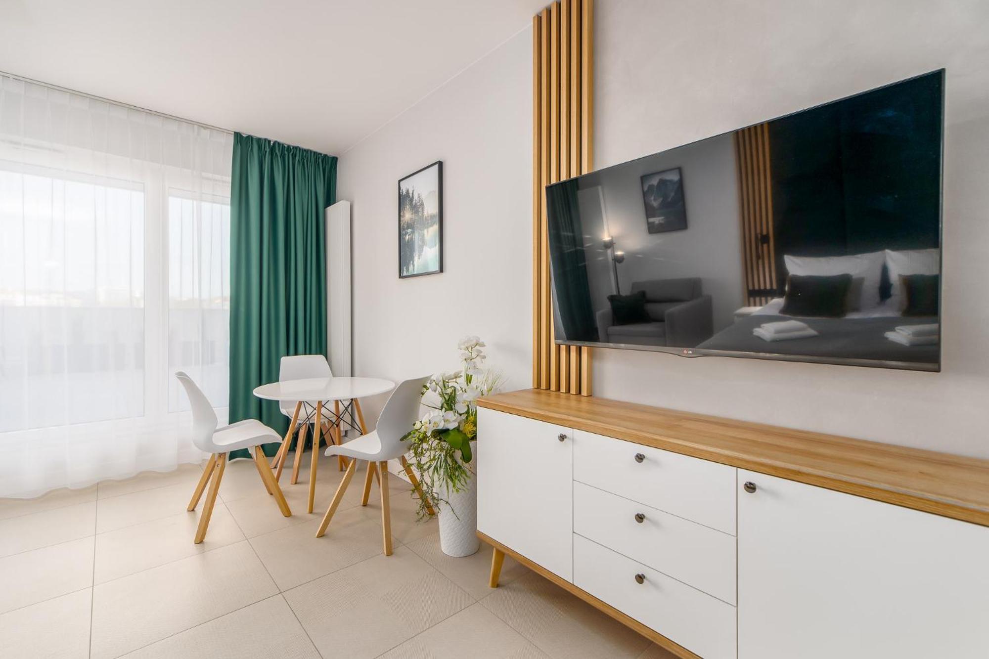 Aquamarina Prima Holiday Studios By The Beach By Noclegi Renters Miedzyzdroje Buitenkant foto