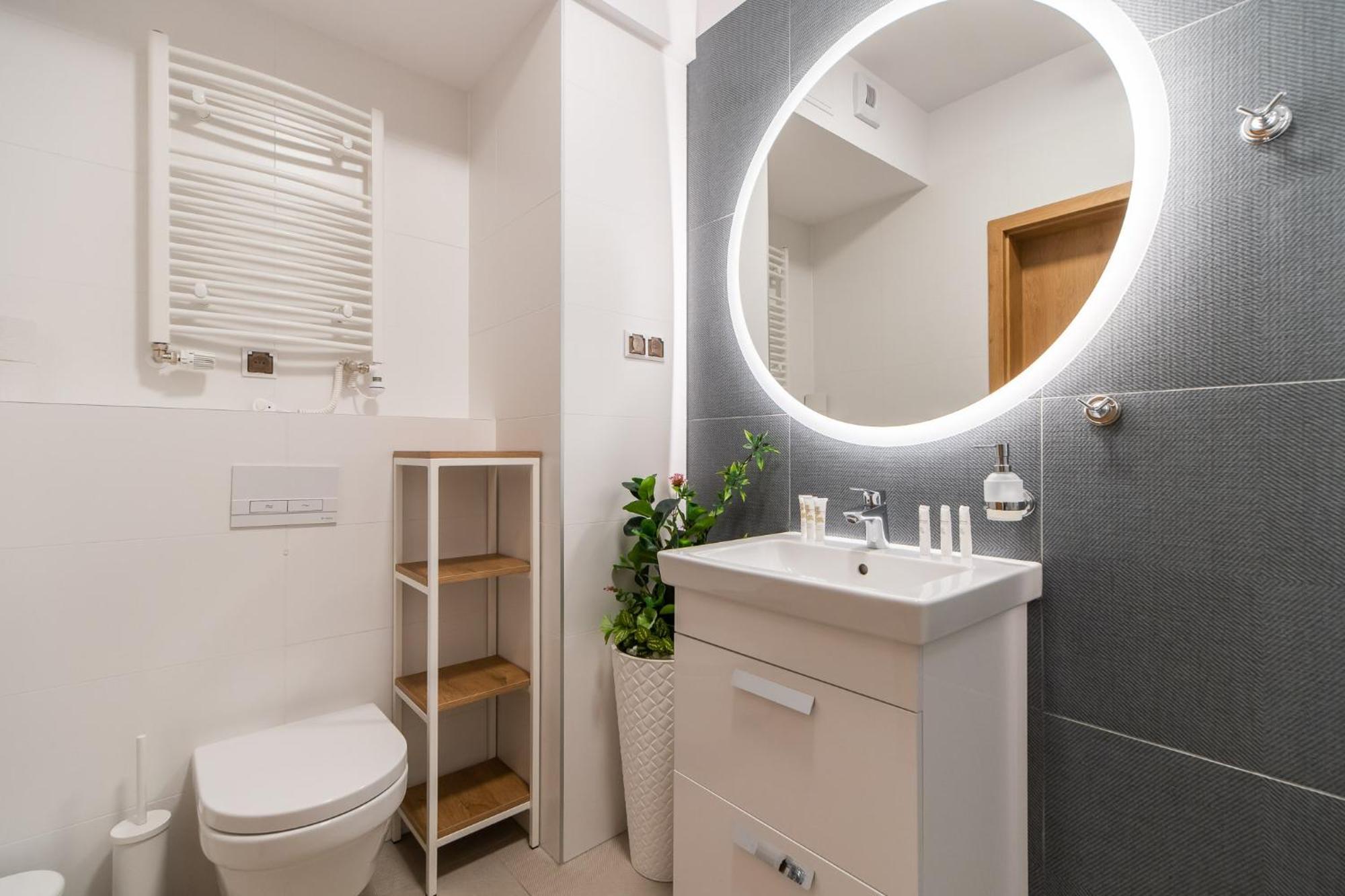 Aquamarina Prima Holiday Studios By The Beach By Noclegi Renters Miedzyzdroje Buitenkant foto