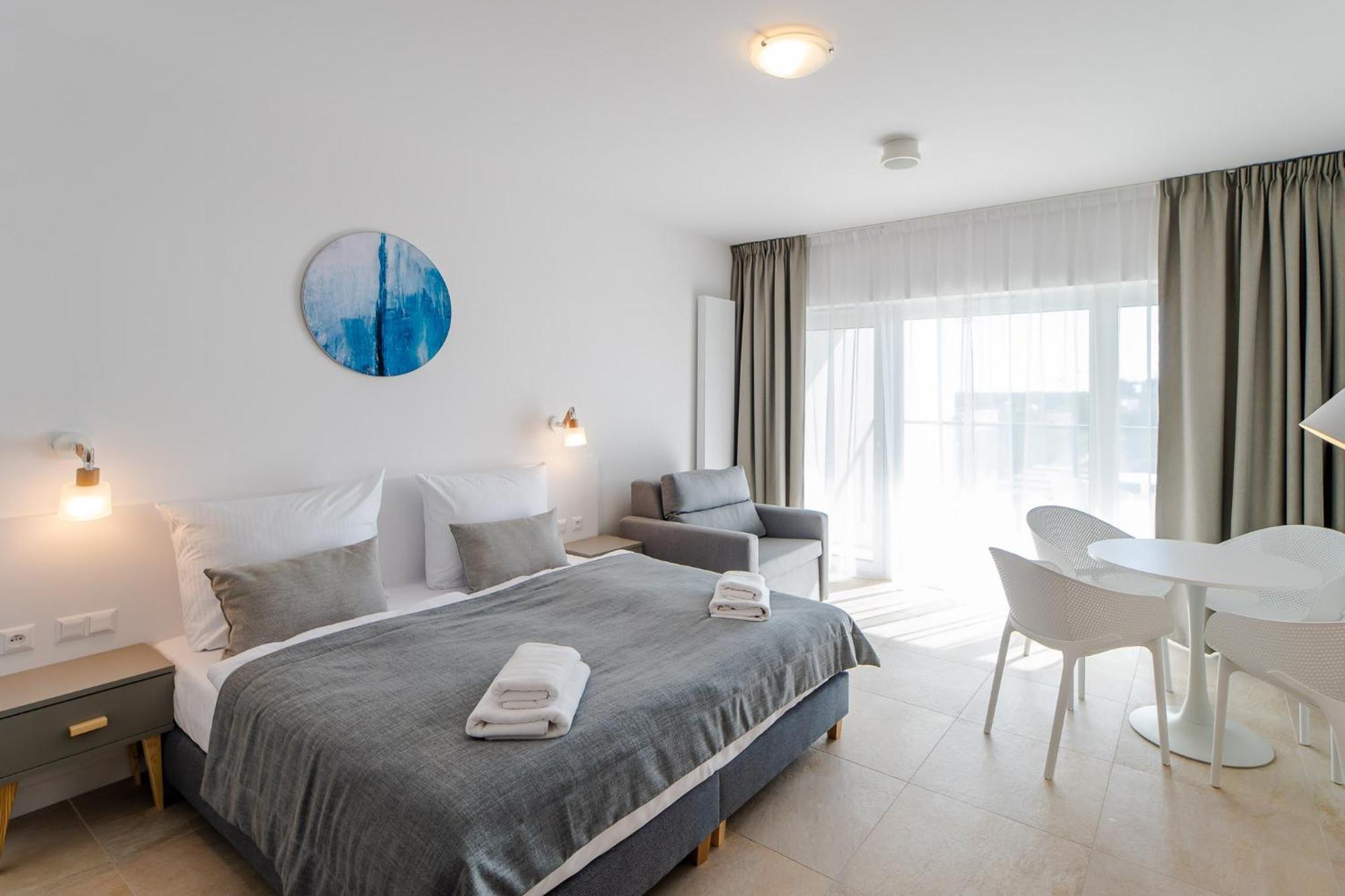 Aquamarina Prima Holiday Studios By The Beach By Noclegi Renters Miedzyzdroje Buitenkant foto
